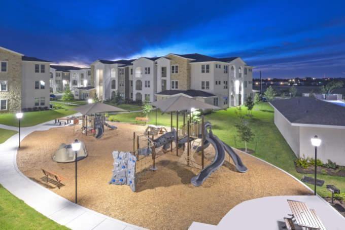 527 S Acme Rd - Photo 2 of 10