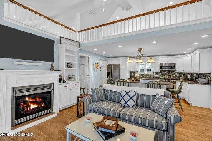 28 E Bonita Way - Photo 7 of 25