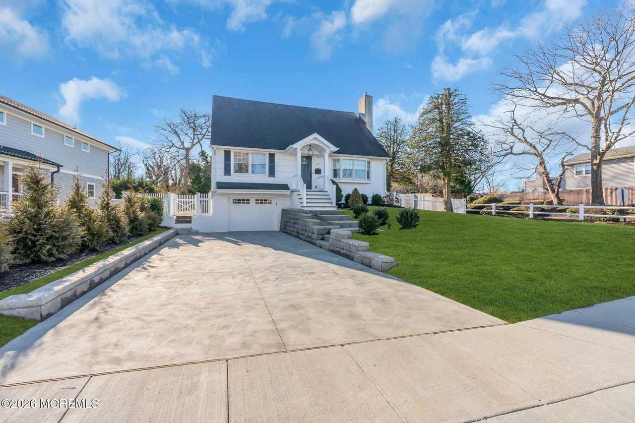 723 Pitney Dr - Photo 5 of 30