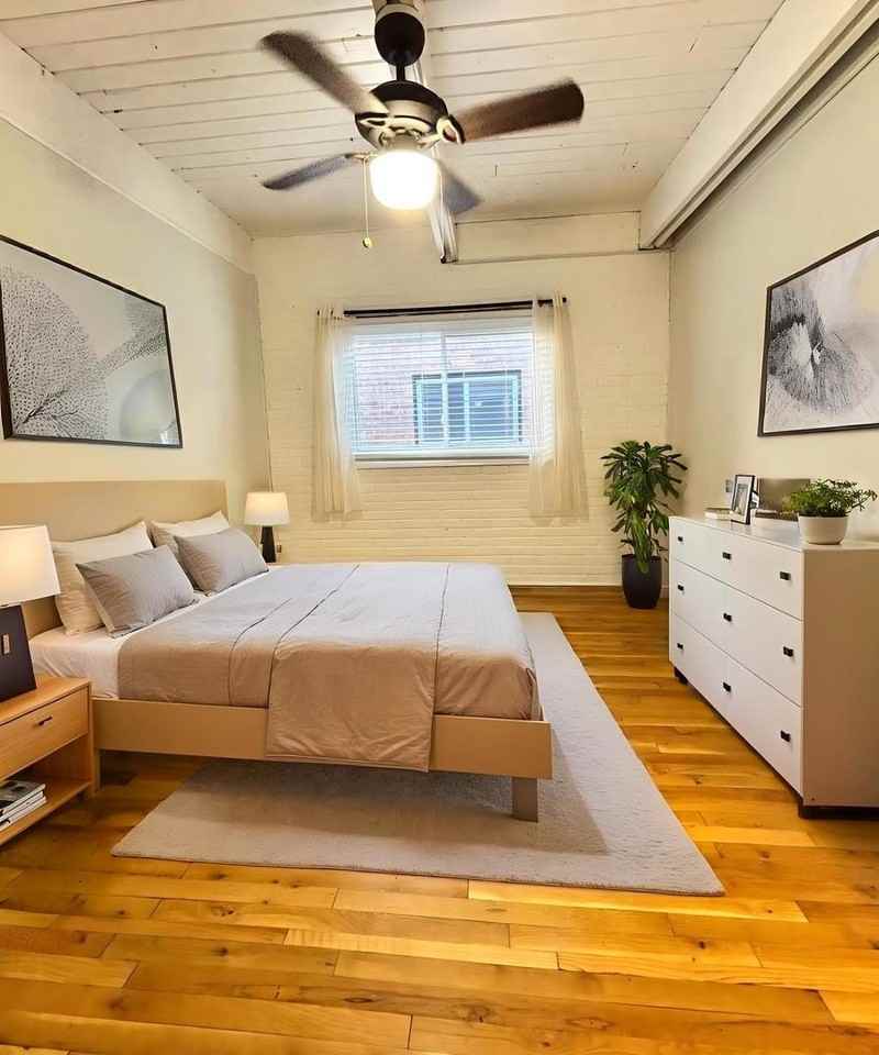 1630 N Sedgwick St Apt 2 #2 - Photo 7 of 11