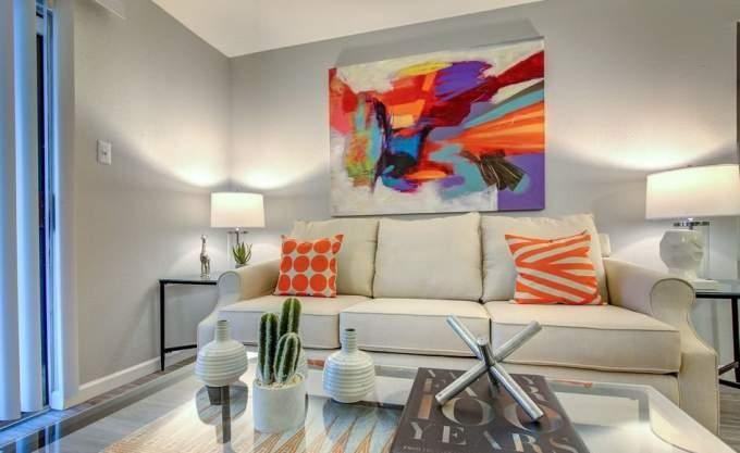 2701 W Bellfort Ave - Photo 3 of 10