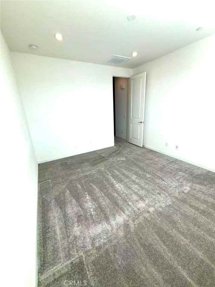 42 Harmony Dr - Photo 7 of 15