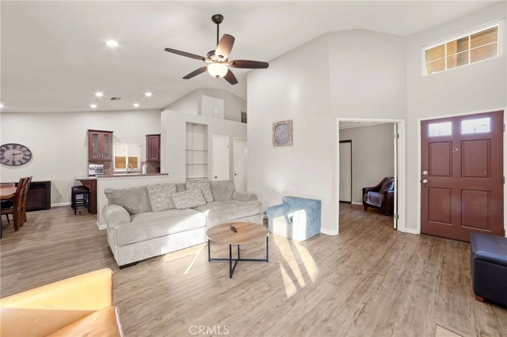 13344 Barcelona Pl - Photo 4 of 28