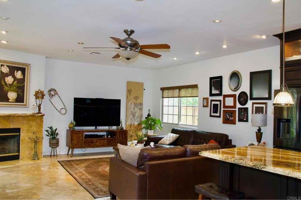 12156 Via San Loreno - Photo 6 of 25