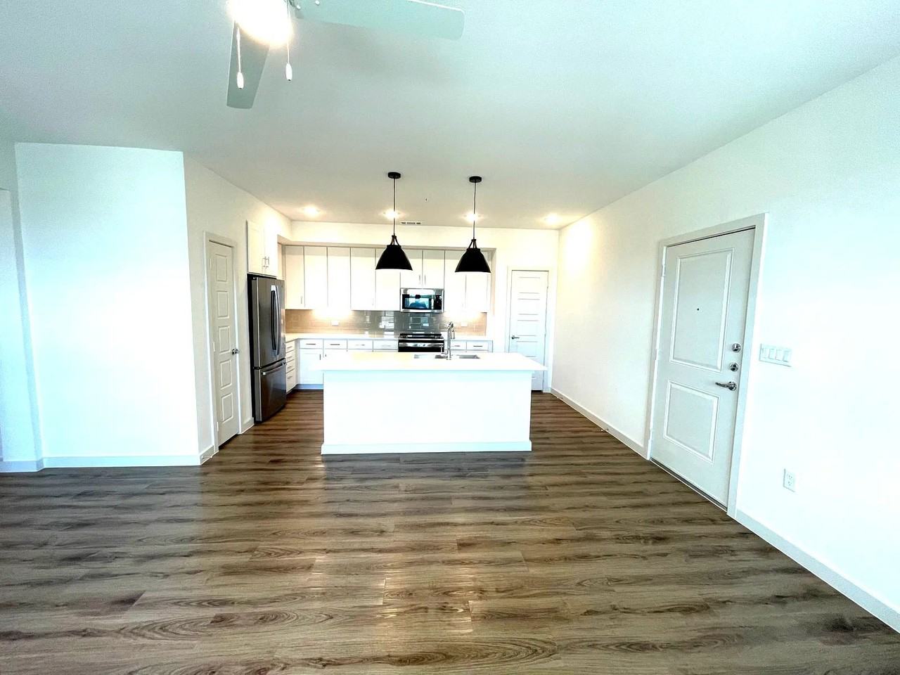 149 Larkspur Park Blvd #02-249 - Photo 2 of 8