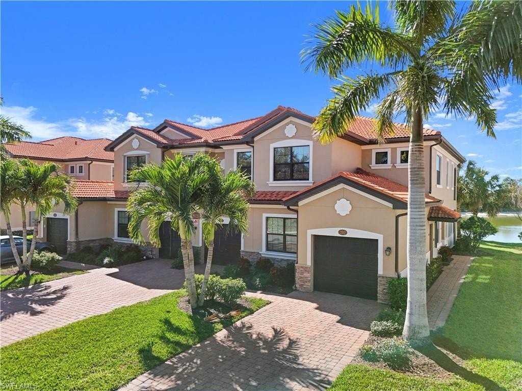 26225 Palace Ln Unit 202 #202 - Photo 3 of 28