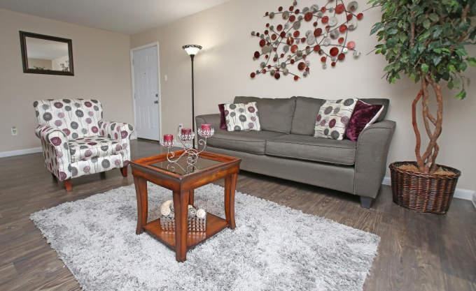 801 S Allen Genoa Rd - Photo 2 of 10