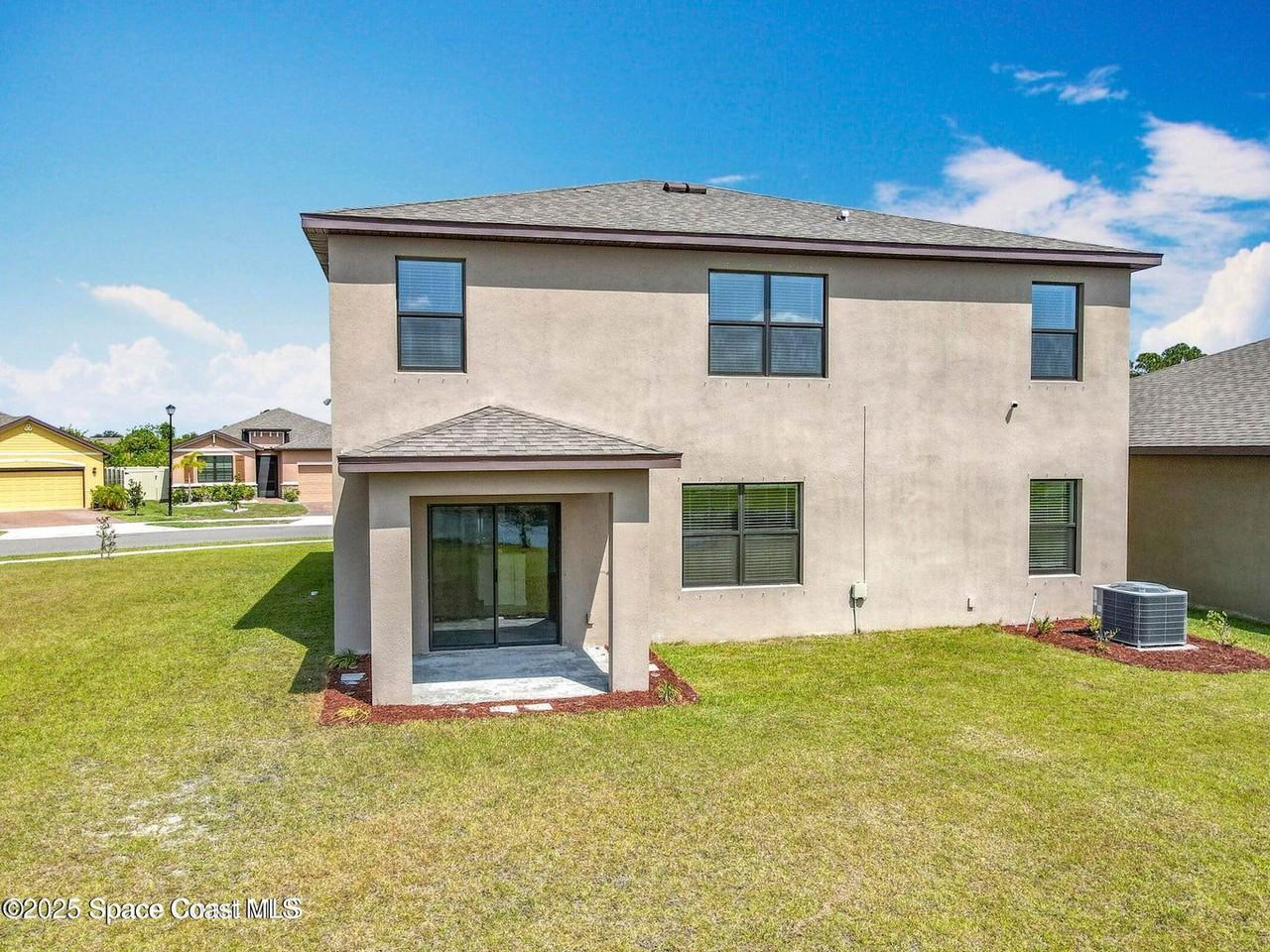 870 Remington Green Dr Se - Photo 2 of 8