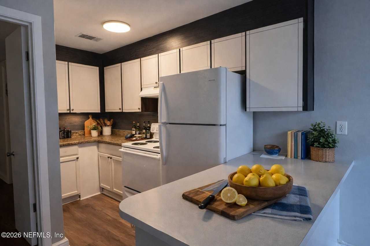 1827 San Marco Blvd Apt 3 #3 - Photo 2 of 14