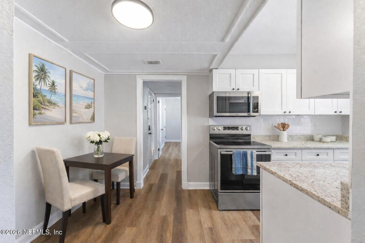 1821 San Marco Blvd Apt 4 #4 - Photo 4 of 21