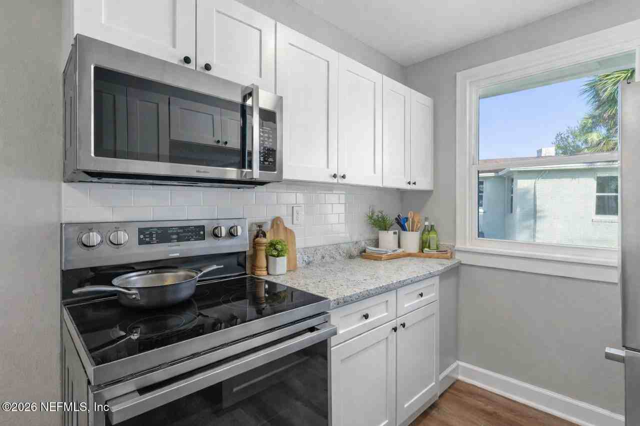 1821 San Marco Blvd Apt 4 #4 - Photo 6 of 21