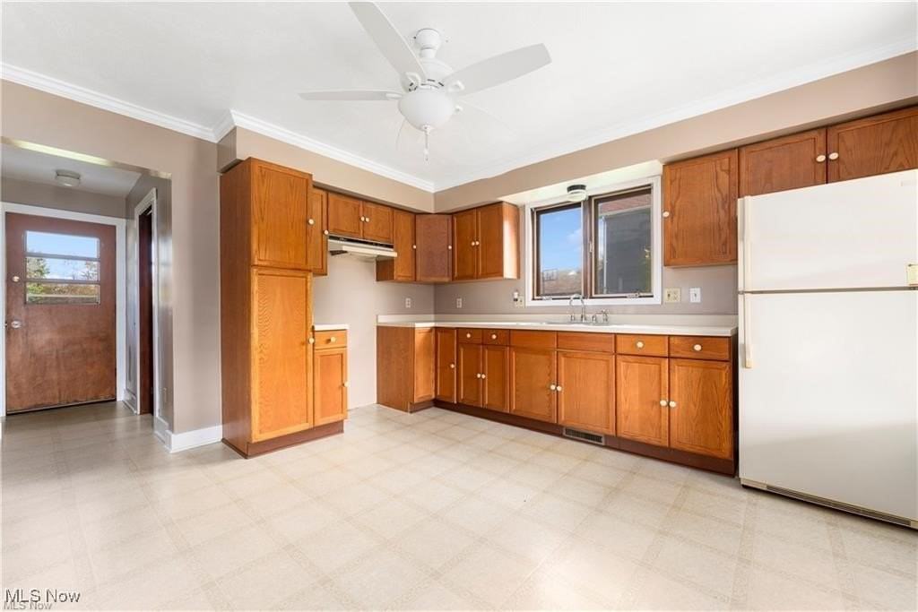 1001 Applegrove St Nw - Photo 7 of 19