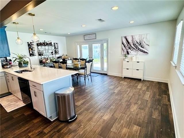 720 Orion Ave - Photo 6 of 16