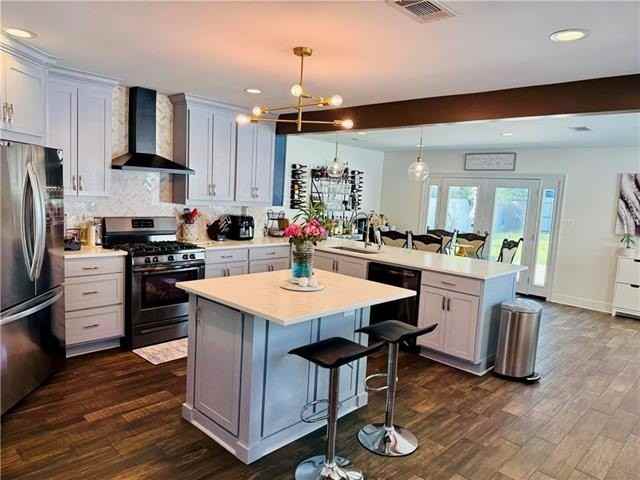 720 Orion Ave - Photo 7 of 16