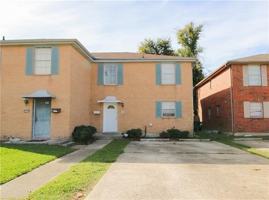 featured image of 2306 Caswell Ln