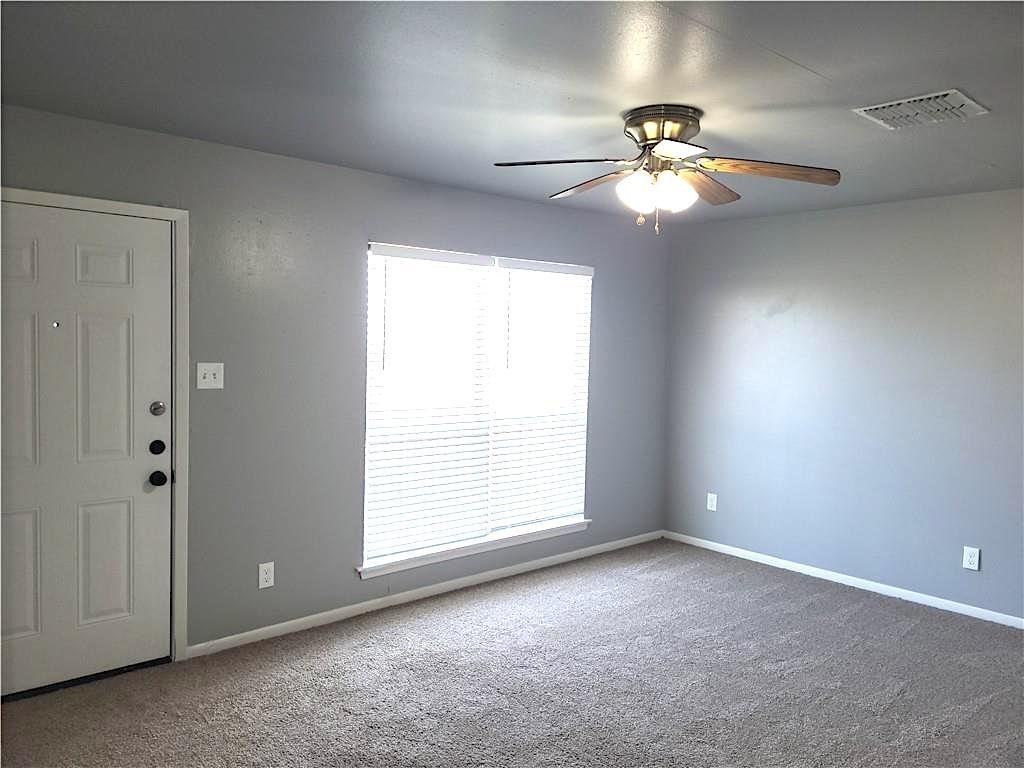 4502 Surfside Boulevard Unit # 8 - Photo 2 of 10