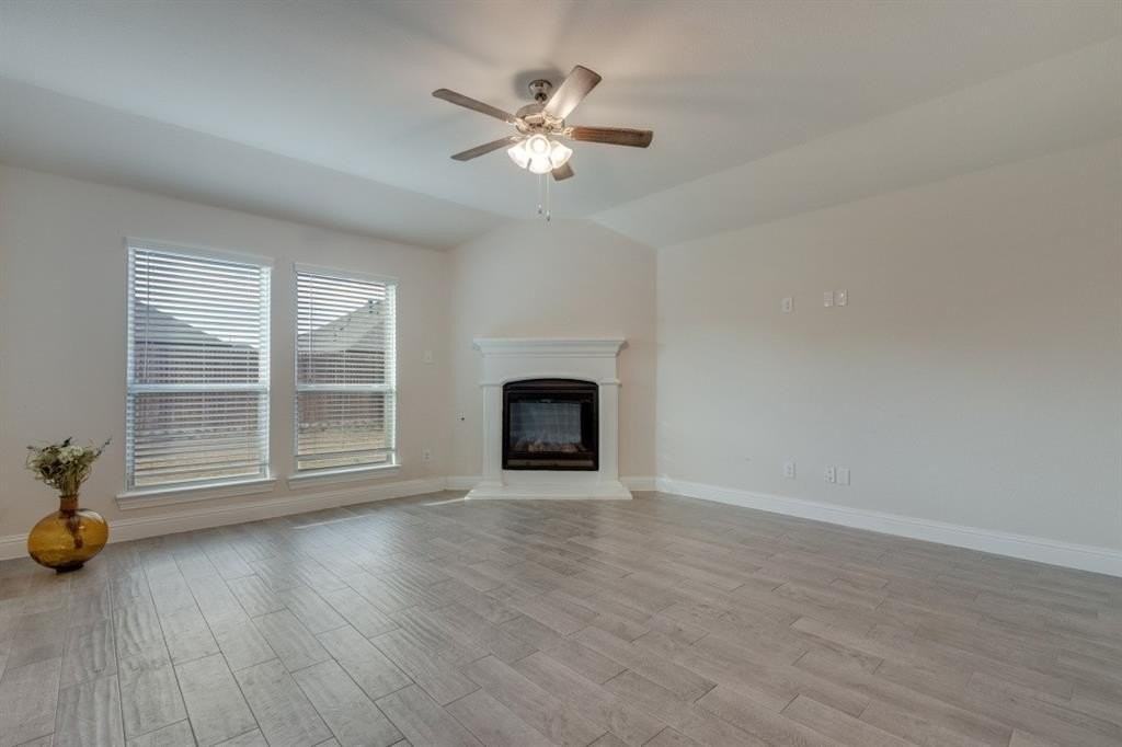 3017 Cobalt Dr - Photo 6 of 25