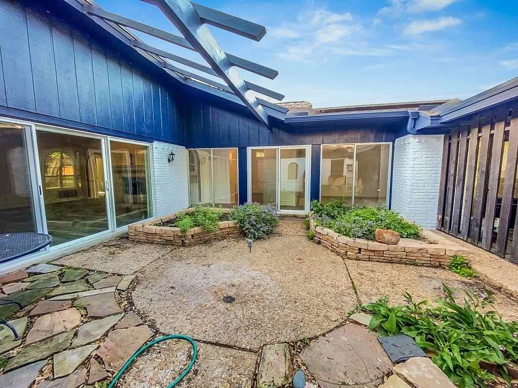 3309 S Country Club Rd - Photo 7 of 40