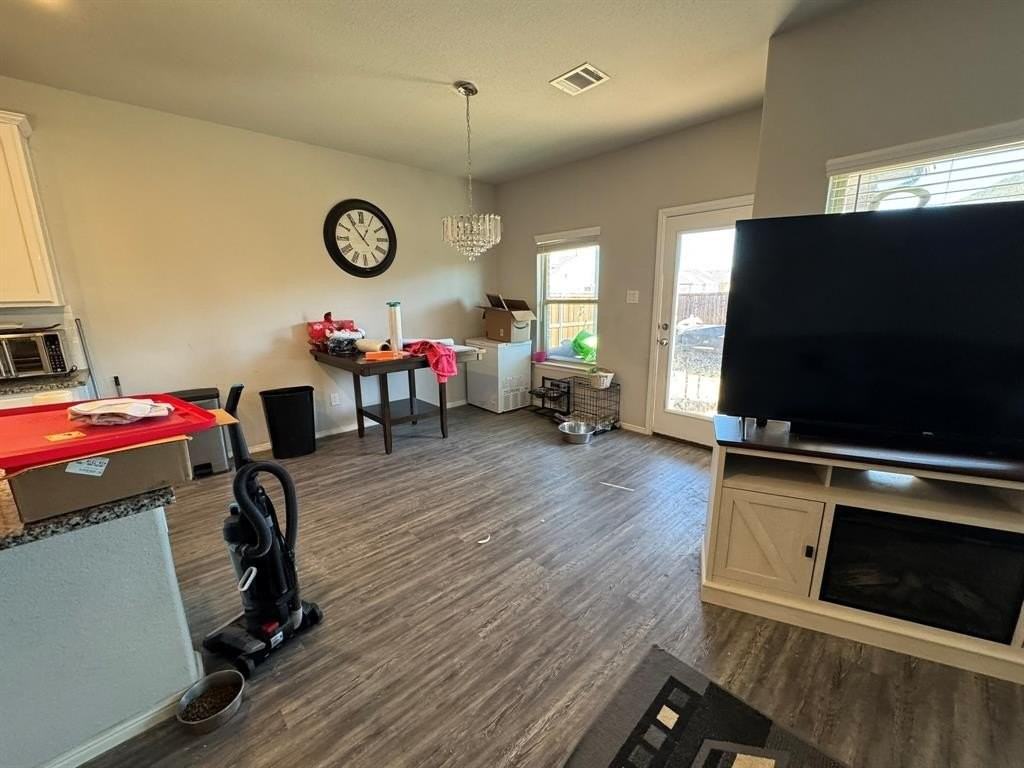 8940 Lantana Meadow Dr - Photo 7 of 16