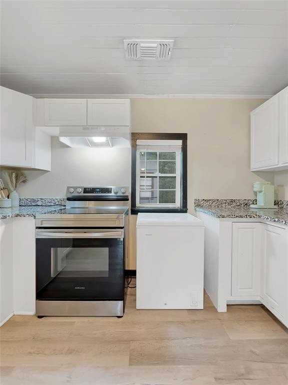 604 Maple St - Photo 6 of 16