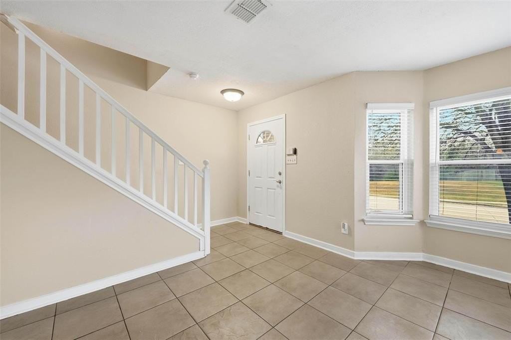 5269 Chessie Cir - Photo 2 of 39