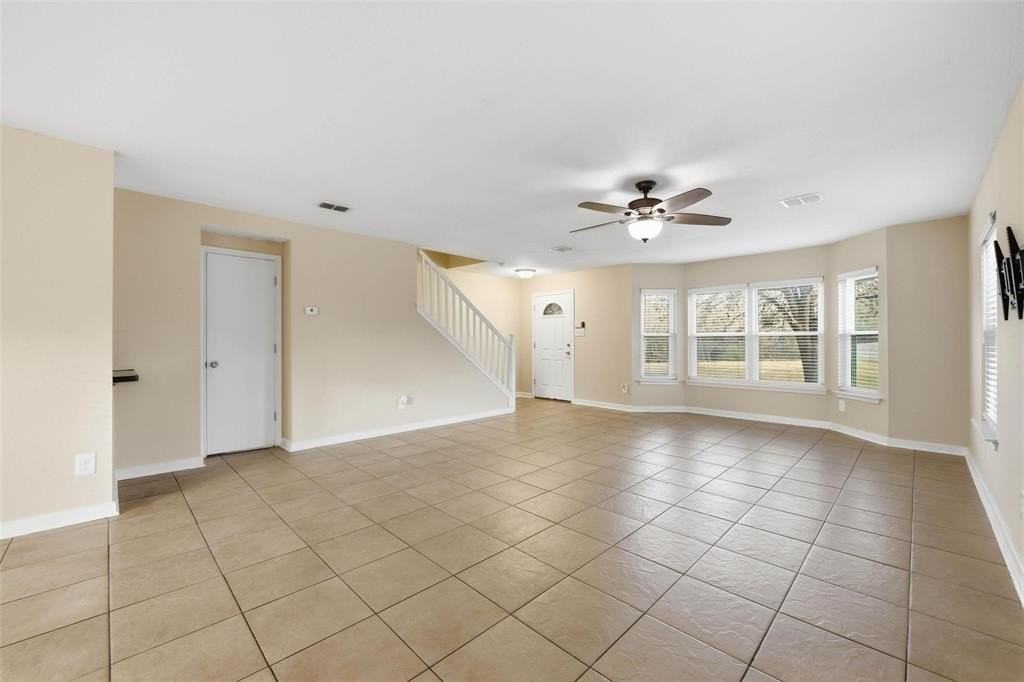 5269 Chessie Cir - Photo 4 of 39