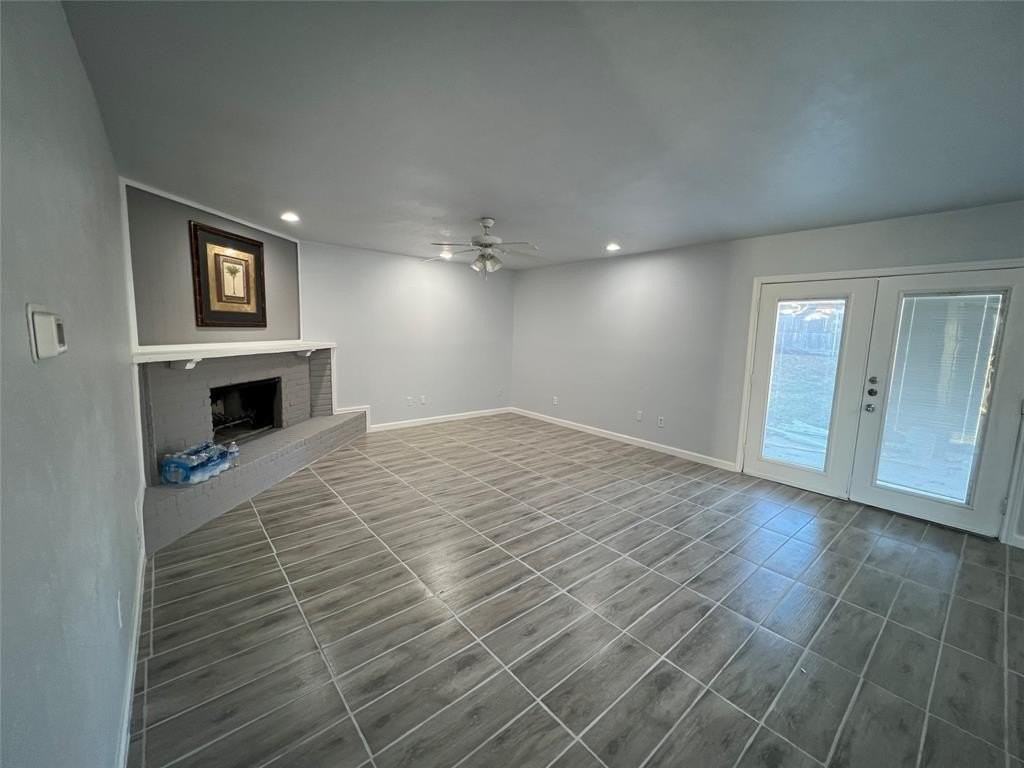 1911 Primrose Ln - Photo 2 of 18