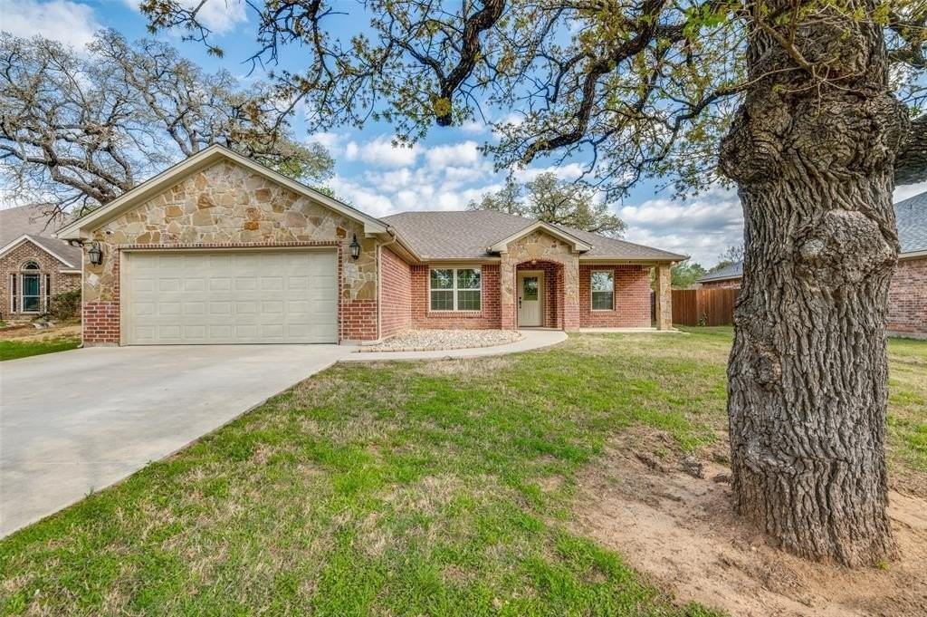 637 N Stewart St - Photo 2 of 25