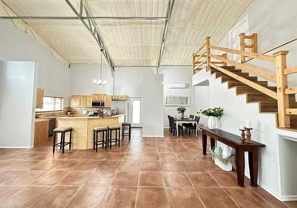 2191 Bethany Rd - Photo 2 of 14