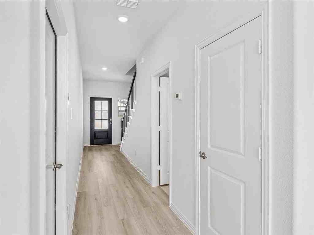 413 Willet Dr - Photo 6 of 31