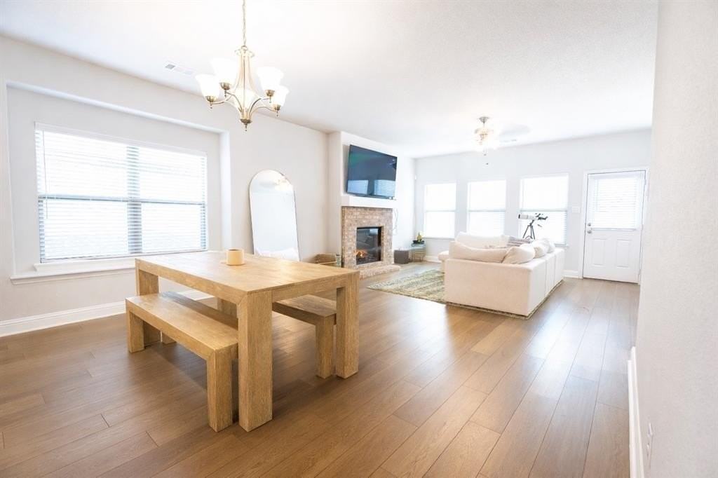 310 Saltmeadow Ln - Photo 6 of 15