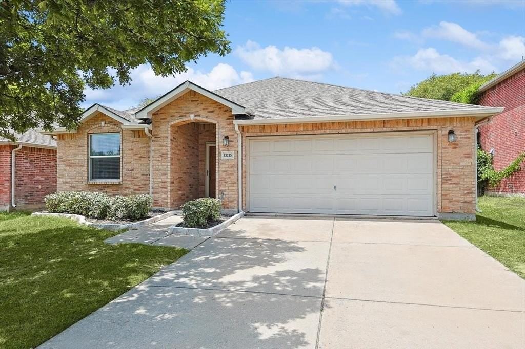 13215 Cleburne Dr - Photo 2 of 28