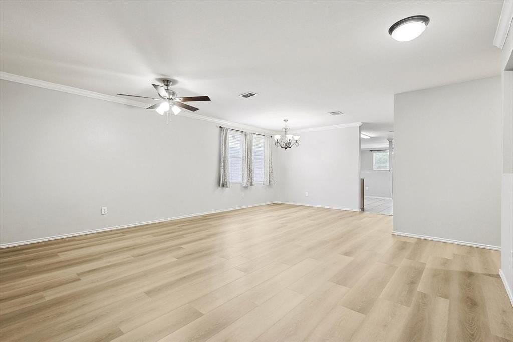 13215 Cleburne Dr - Photo 5 of 28