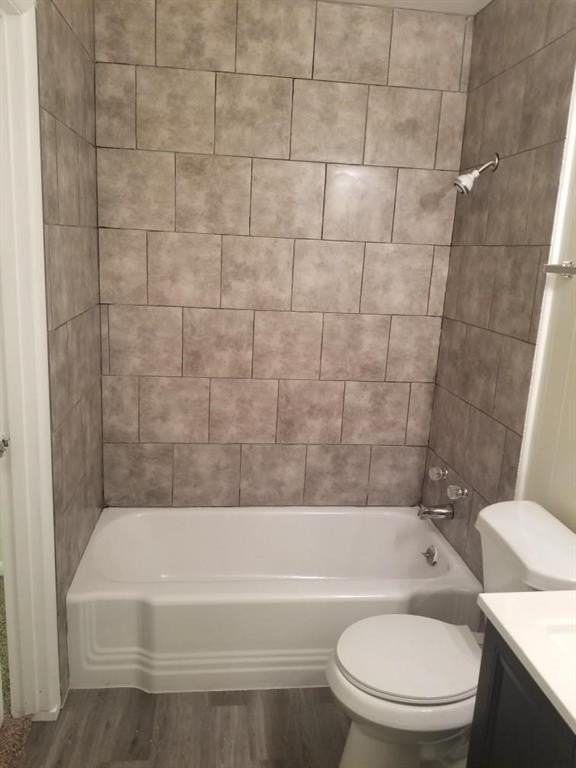 2605 Mayo St - Photo 3 of 7