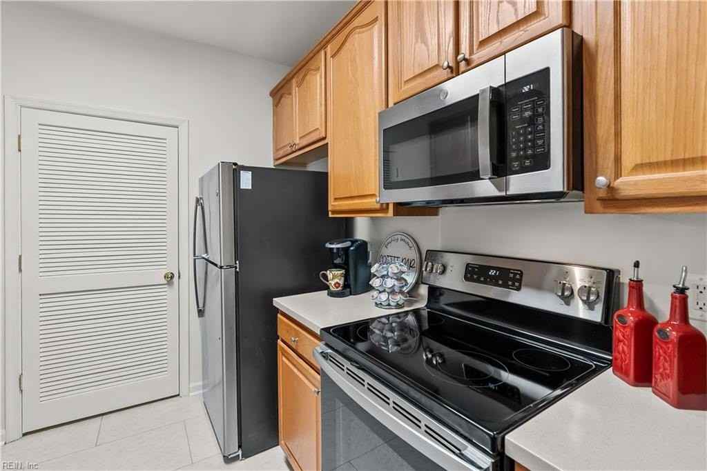 2677 Browning Dr - Photo 6 of 33