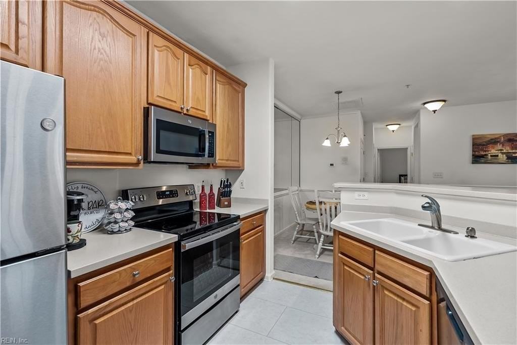 2677 Browning Dr - Photo 7 of 33