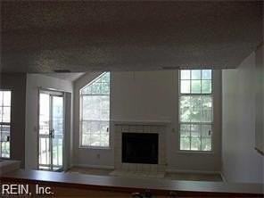 784 Windbrook Cir #201 - Photo 3 of 15