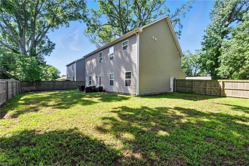 716 Gary Ln - Photo 7 of 33