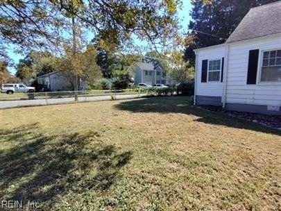 1121 Elk Ave - Photo 5 of 30