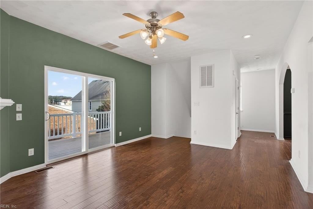 4510 Lee Ave - Photo 6 of 25