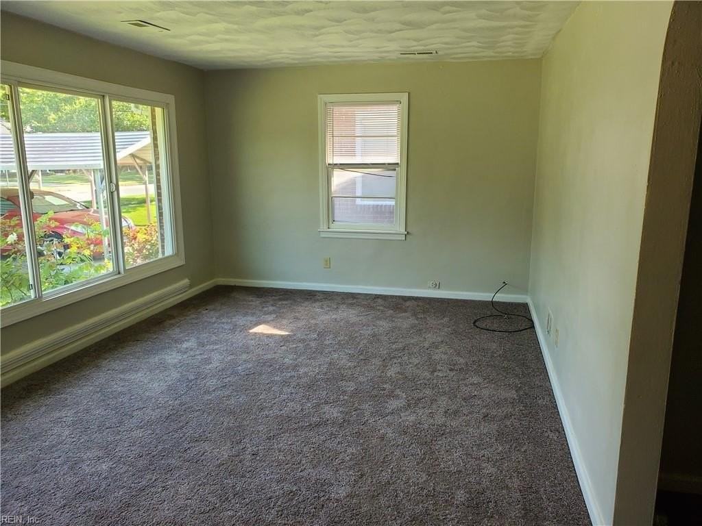 2919 Myrtle Ave - Photo 5 of 38