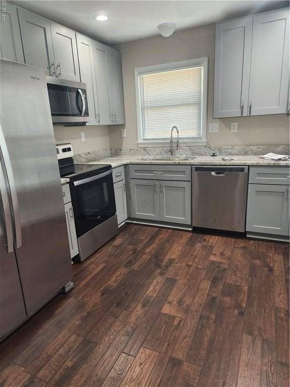 3533 Dana Ln - Photo 4 of 21