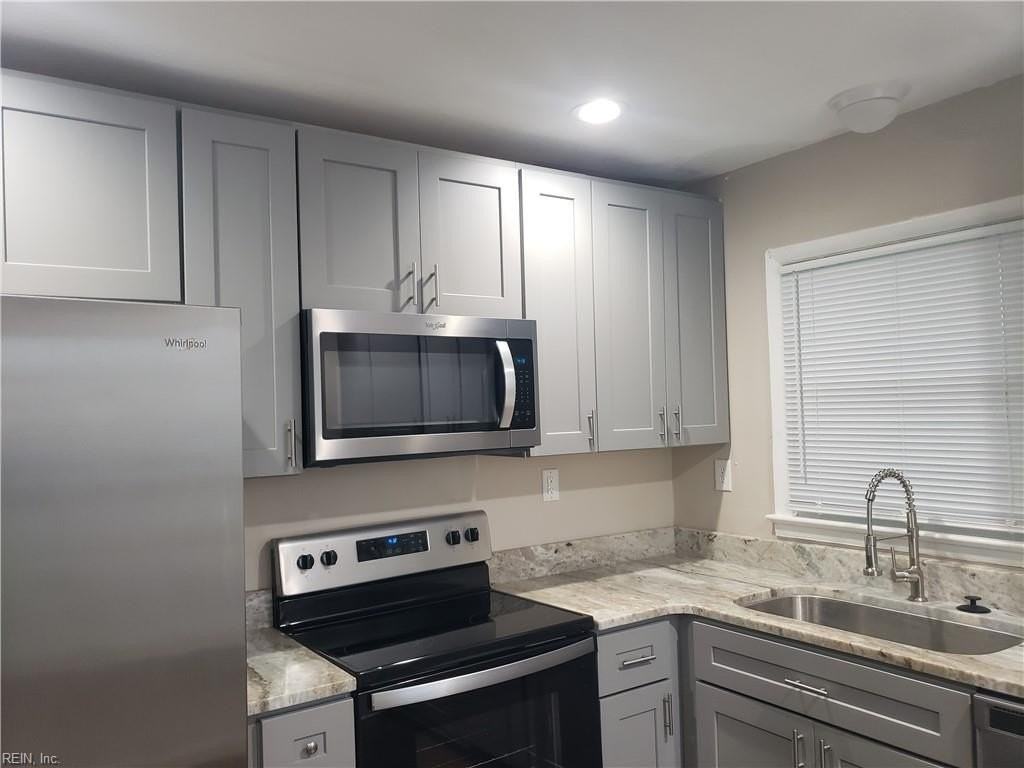 3533 Dana Ln - Photo 5 of 21