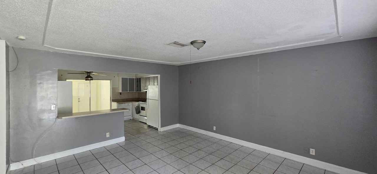 4114 Nw 79th Ave #A - Photo 5 of 12