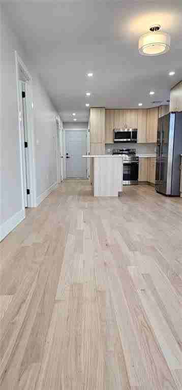 137 Stanwood St - Photo 3 of 13