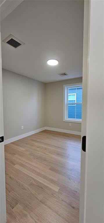 137 Stanwood St - Photo 4 of 13