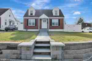 featured image of 244 W Champlain Ave