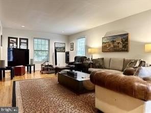 8208 Thoreau Dr - Photo 6 of 41