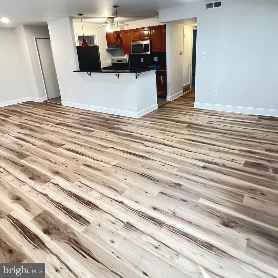 548 Wilson Bridge Dr Unit 6749 #6749C1 - Photo 3 of 9