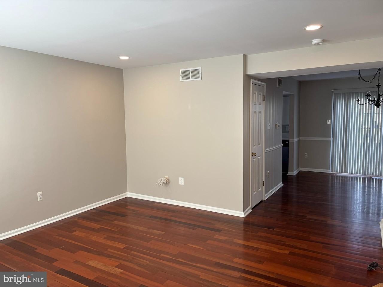 4101 Captain Molly Cir - Photo 5 of 30